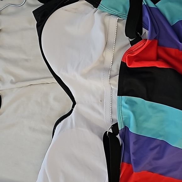 Bathing Suit - Picture 5 of 5